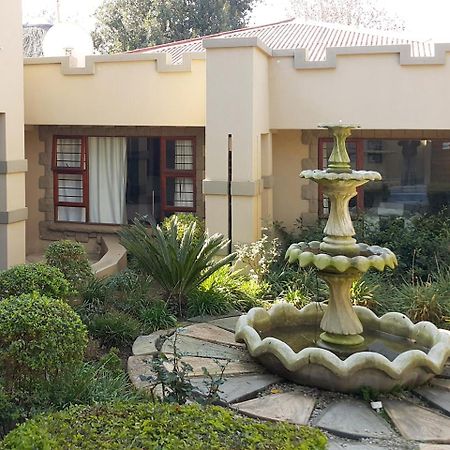 The Three Countries Estate Hotel Benoni Exterior photo